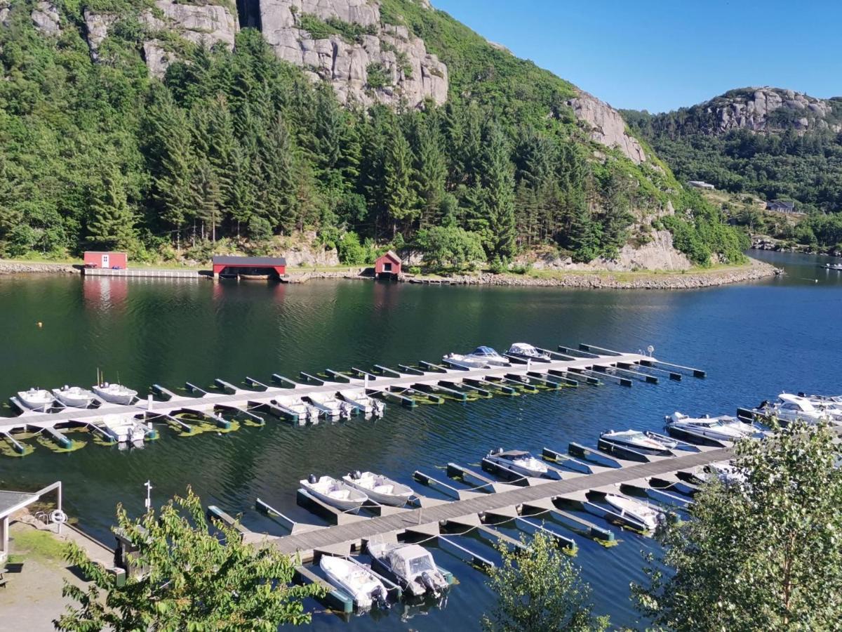 Hausvikstranda Lyngdal Kültér fotó